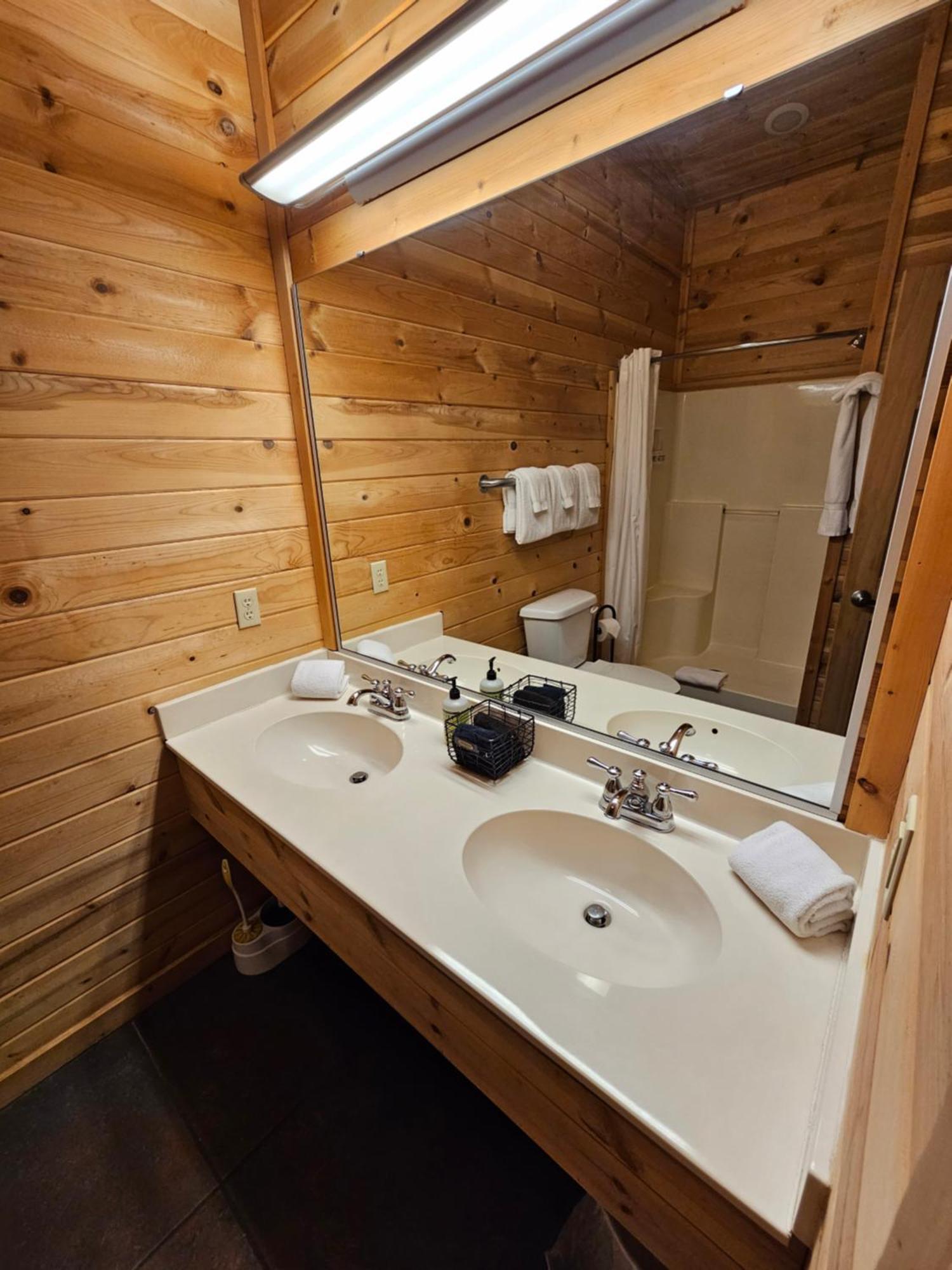 5 Min To Beaver Lake-King Bed-Fire Pit-Jetted Tub #5 Eureka Springs Eksteriør bilde
